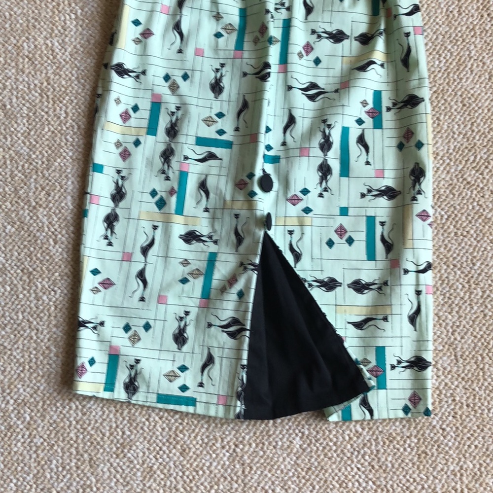 Voodoo Vixen Pin Up Kitten ‘50s inspired fitted pencil midi dress w/belt - Picture 4 of 8